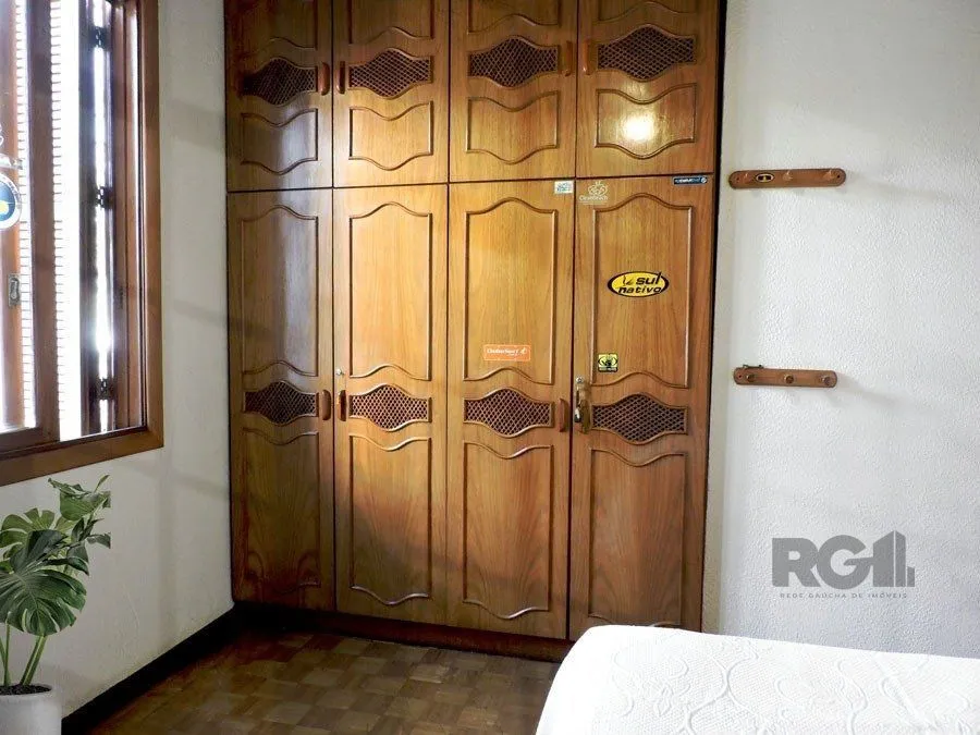 Imagem Casa 4 Dormitórios Bairro Gloria
