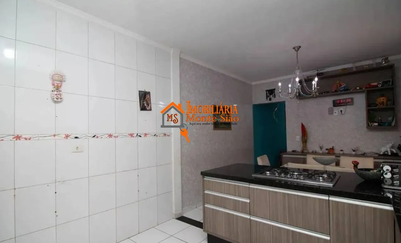 Imagem Sobrado com 3 dormitórios à venda, 125 m² por R$ 685.000 - Jardim Paraventi - Guarulhos/SP