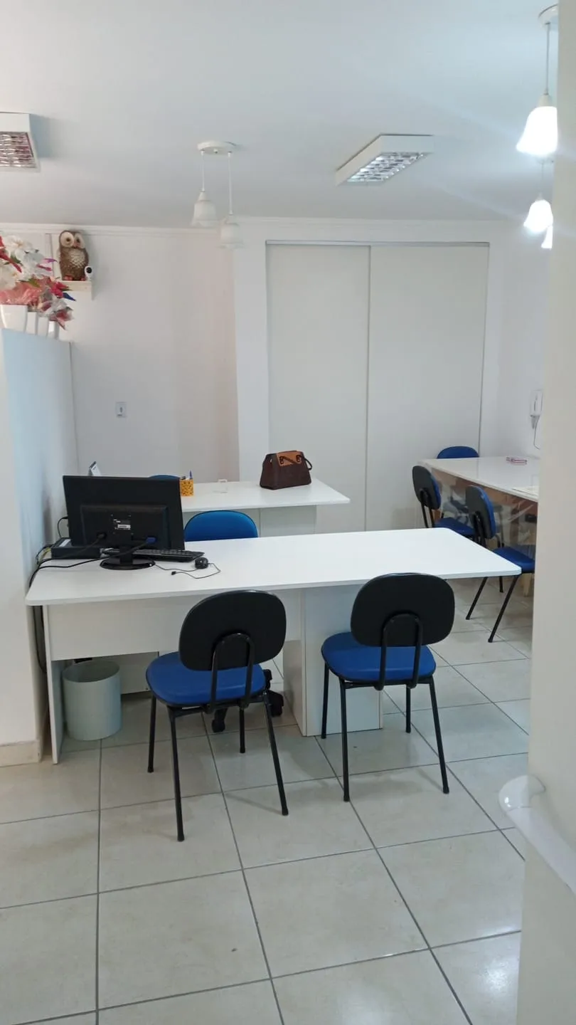 Imagem Comercial à venda 4 Quartos, 1 Vaga, 156.4M², Parque São Domingos, Pindamonhangaba - SP