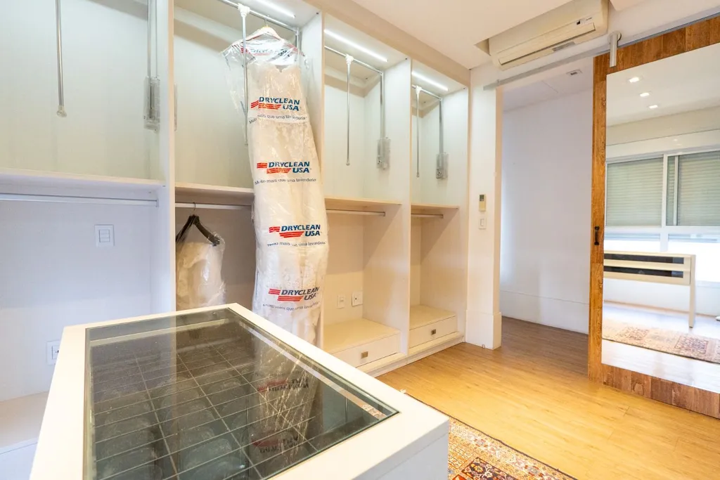Imagem Apartamento à venda em São Paulo, Vila Mariana, com 4 quartos, 411m2