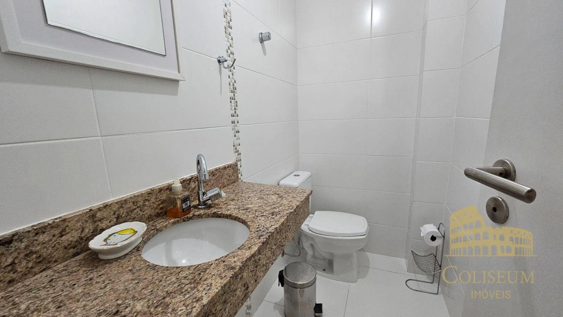 Imagem Apartamento com 3 dormitórios à venda, 122 m² por R$ 890.000,00 - Vila Guilhermina - Praia Grande/SP