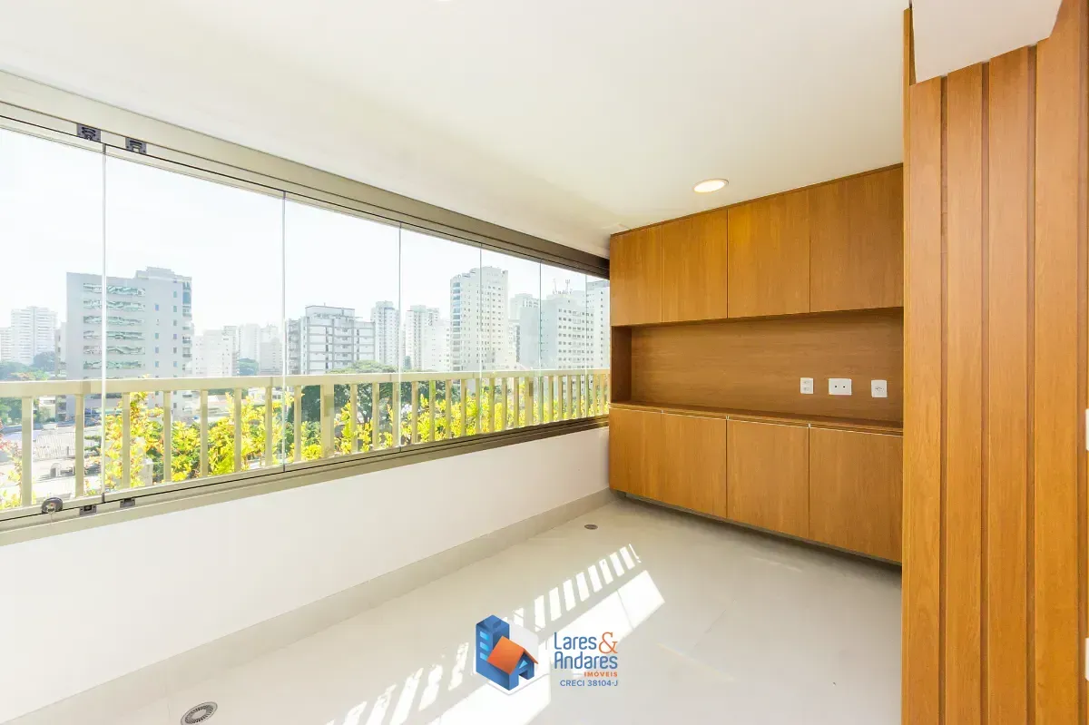 Imagem Apartamento para venda em Moema com 2 quartos, sendo 2 suítes, 82m²