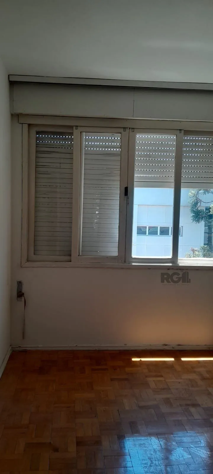 Imagem AP 3 DORM SEMIMOBILIADO BAIRRO SANTA CECÍLIA