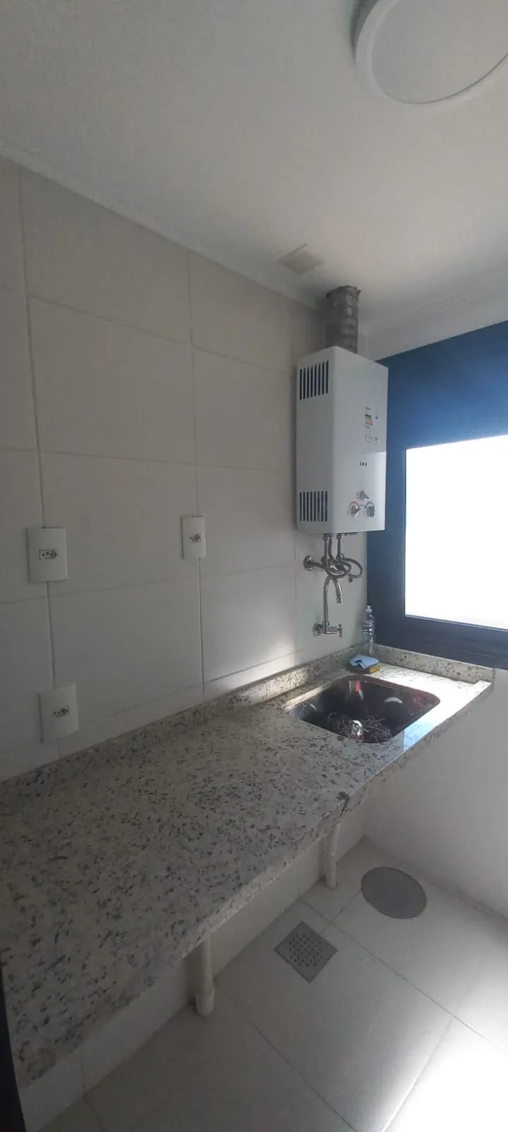 Imagem APARTAMENTO 02 DORMITÓRIOS , SUÍTE E VAGA COBERTA