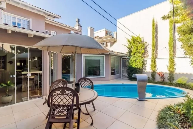Imagem Casa para venda no bairro Marechal Rondon em Canoas