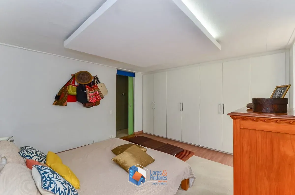 Imagem Casa para venda em Brooklin com 3 quartos, sendo 1 suíte, 367m²