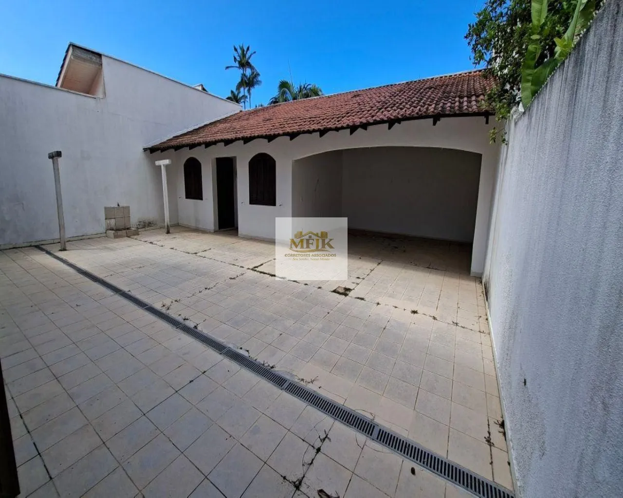 Imagem Imperdível: Casa à venda em Pontal do Paraná-PR, Atami Norte, 7 quartos, 1 suíte, 3 banheiros, 3 vagas, 148m². Confira!