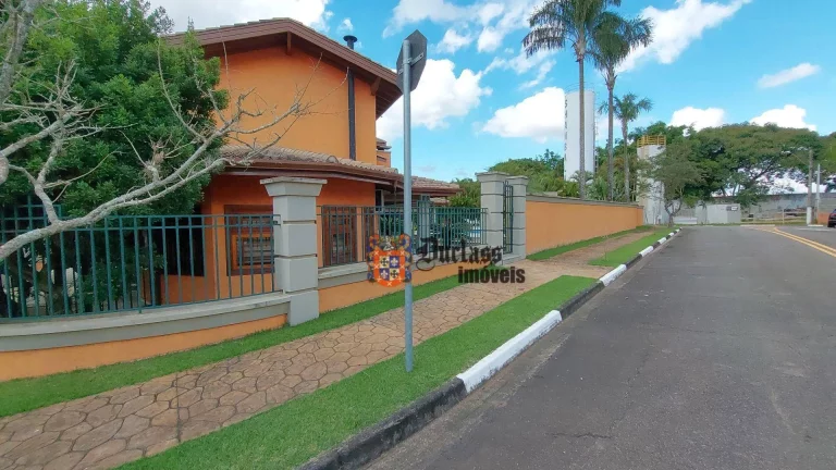 Imagem Sobrado com 4 dormitórios à venda, 467 m² por R$ 2.300.000,00 - Condomínio Shambala I - Atibaia/SP