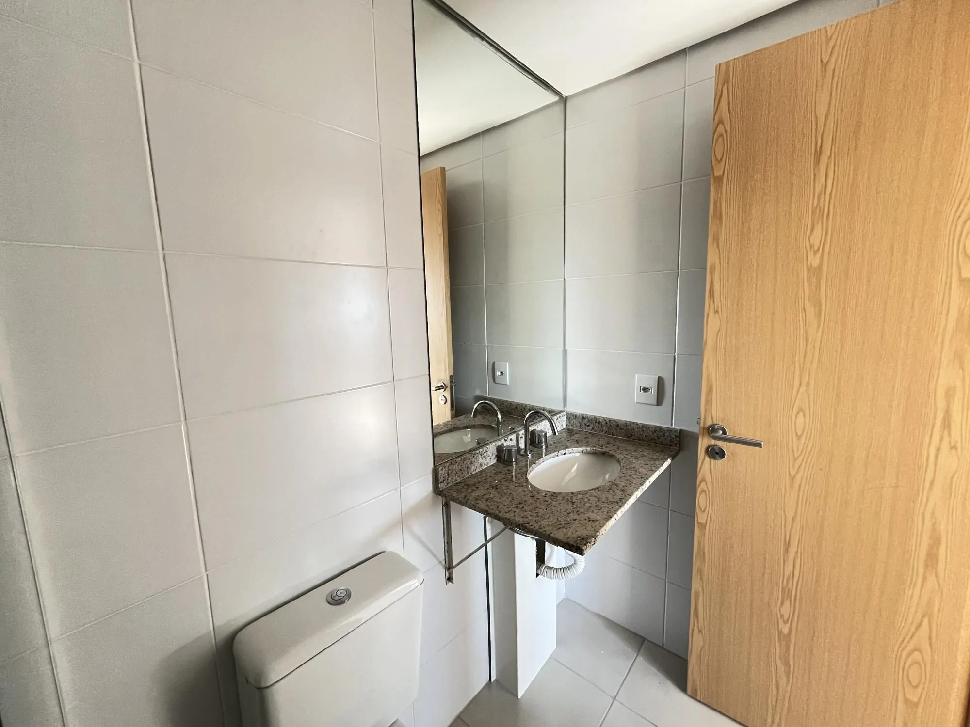 Imagem Apartamento de 2 dormitórios, suíte e 1 vaga de garagem no bairro Passo da Areia