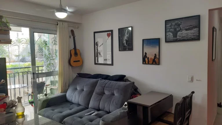 Imagem Apartamento de 2 dormitórios sendo 1 suíte, sacada, com 52m² em Jardim Celeste, São Paulo