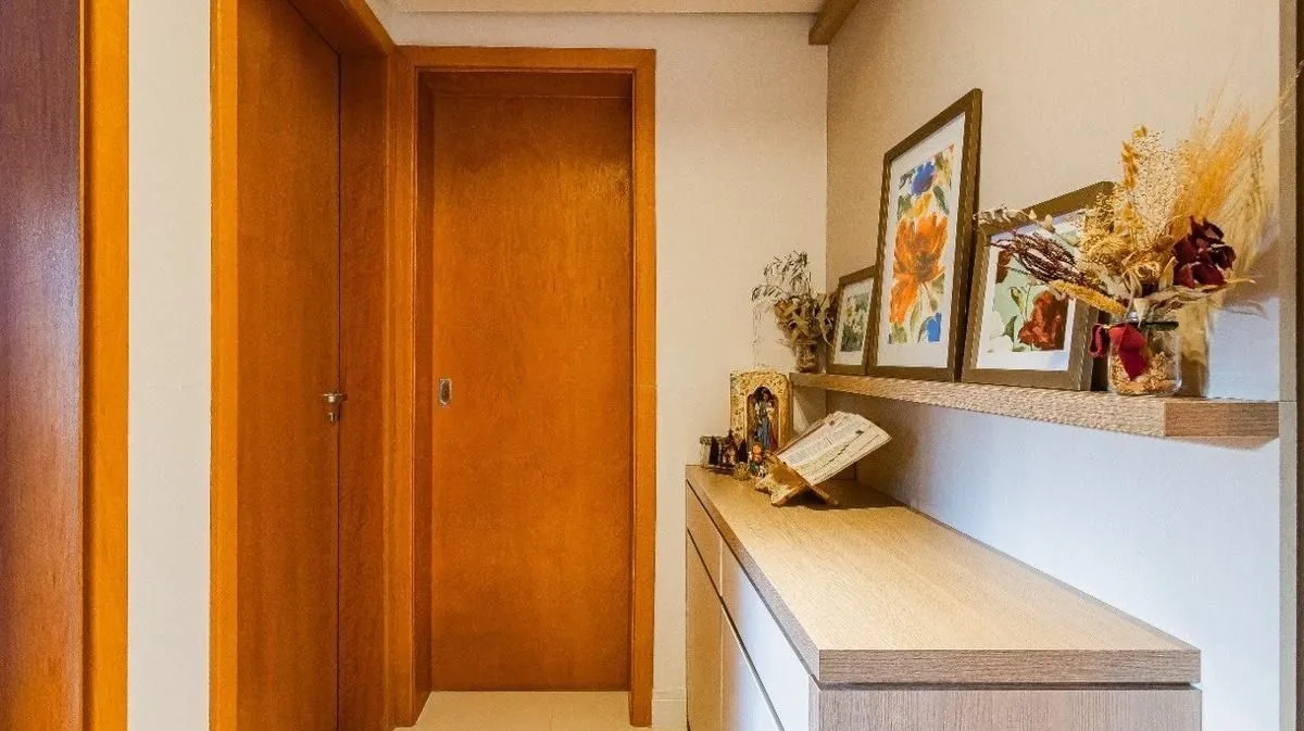 Imagem Apartamento com 3 quartos e 108m² na Nilo Peçanha - Chácara das Pedras, Porto Alegre.