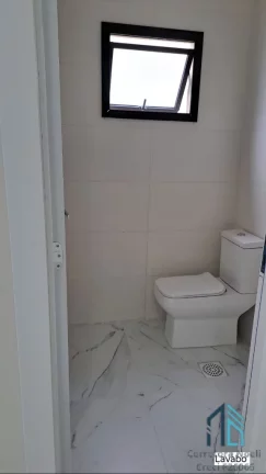 Imagem Sobrado novo com amplo terreno, 03 quartos c/suíte, no centro Canasvieiras em Florianópolis SC