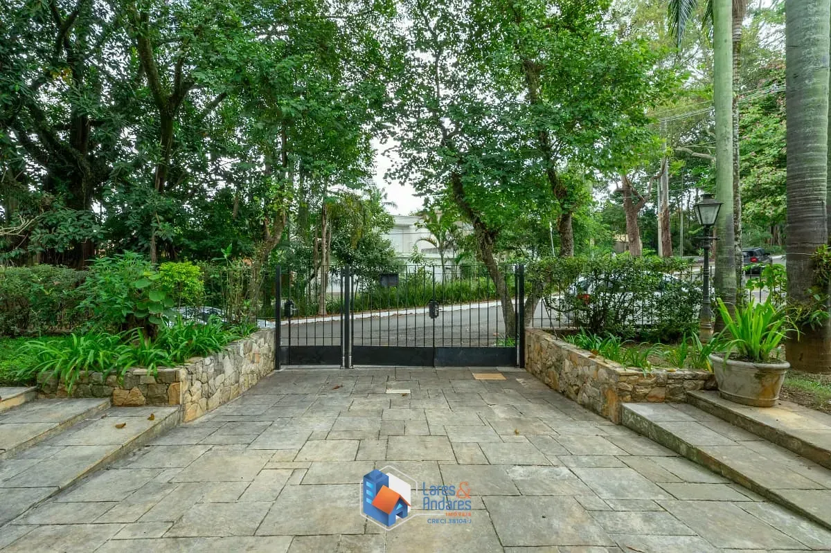 Imagem Casa para venda em Jardim Marajoara com 4 quartos, sendo 4 suítes, 665m²