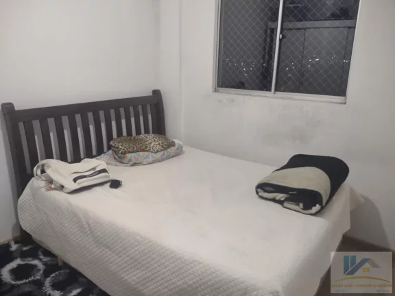 Imagem Apartamento para Venda em Curitiba, Sítio Cercado, 2 dormitórios, 1 banheiro, 1 vaga