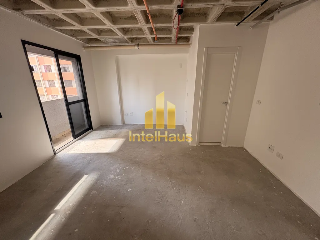 Imagem Excelente oportunidade para quem busca uma sala comercial em localização estratégica no Centro de...