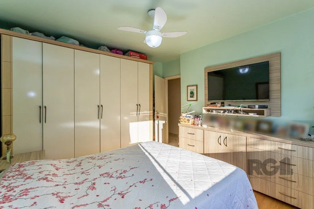 Imagem Apartamento no Jardim Botânico de 3 dormitórios dependência e 2 vagas