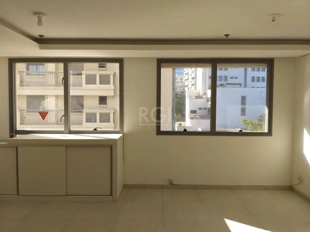 Imagem Sala Para comprar Com 44 m² por R$ 580.000,00 - Auxiliadora - Porto Alegre/RS