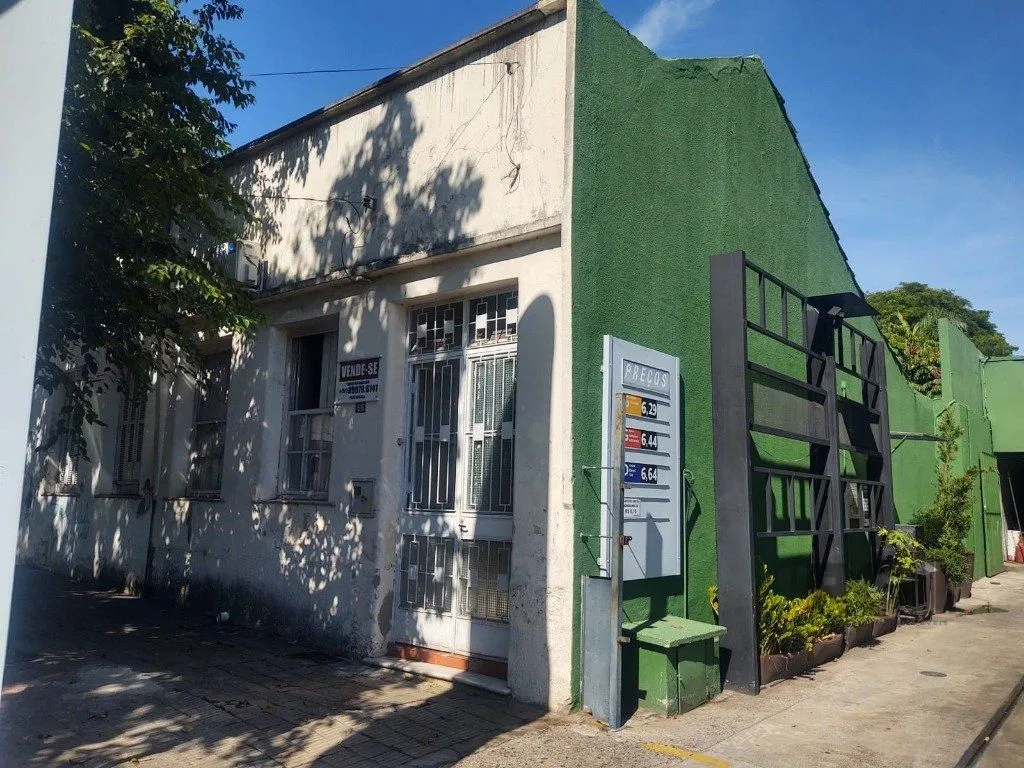 Imagem Casa com 4 dormitórios no bairro Centro de Uruguaiana