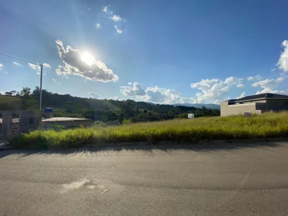 Terreno à Venda, 300 m² em Jardim  - Extrema