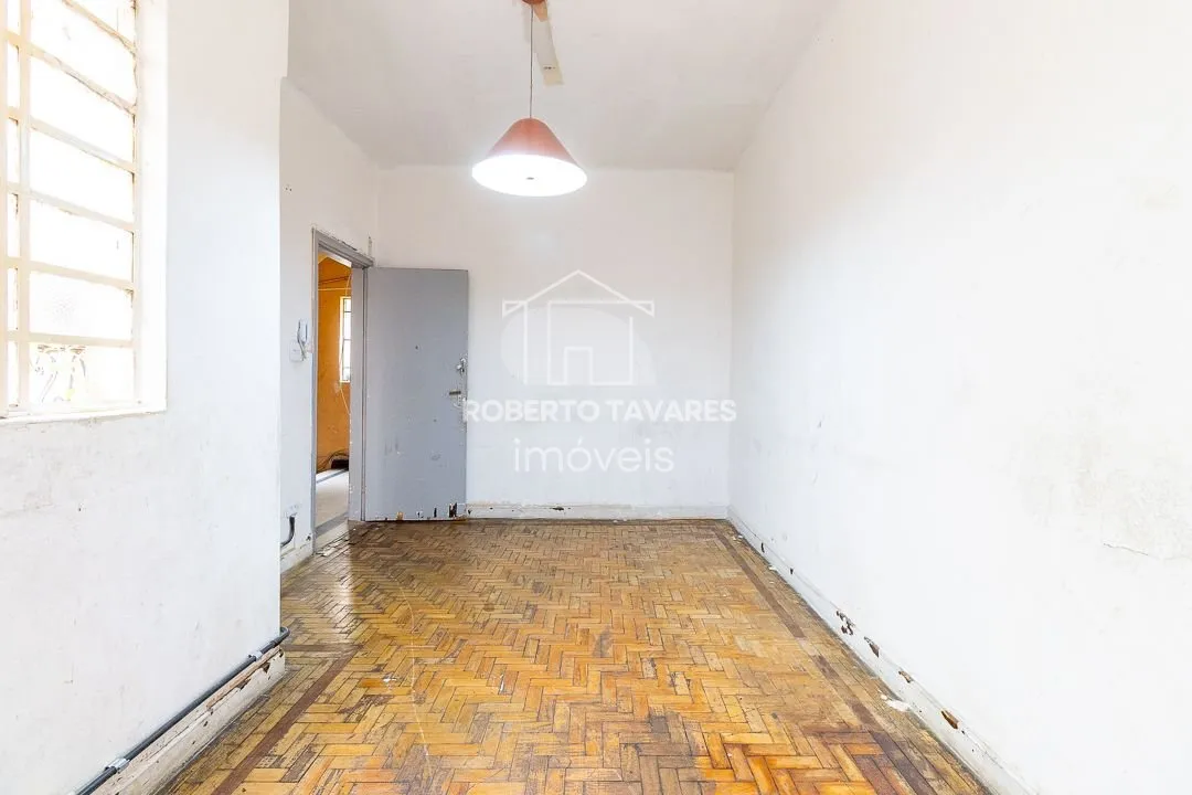Imagem Prédio Bom Retiro - Com 2 andares, 4 aptos. de 90m² cada, 700 m² de área útil total, Loja no térreo com 300m².