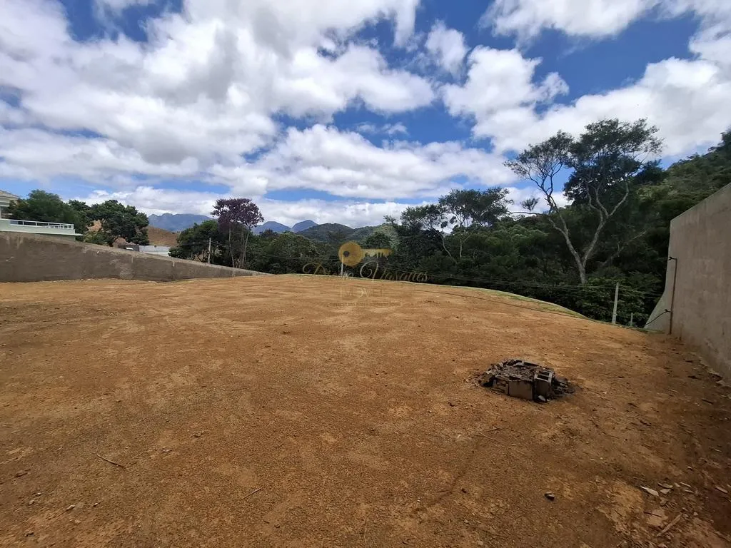 Imagem Terreno em Condomínio para Venda em Teresópolis / RJ no bairro Prata