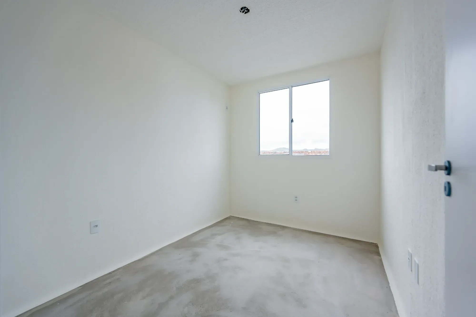 Imagem Apartamento com 2 Quartos à Venda, 41 m² em Realengo - Rio de Janeiro
