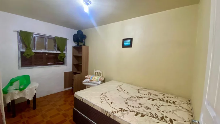 Imagem Conjunto de Casas à Venda ? Excelente Oportunidade Comercial e Residencial em Garopaba-SC!