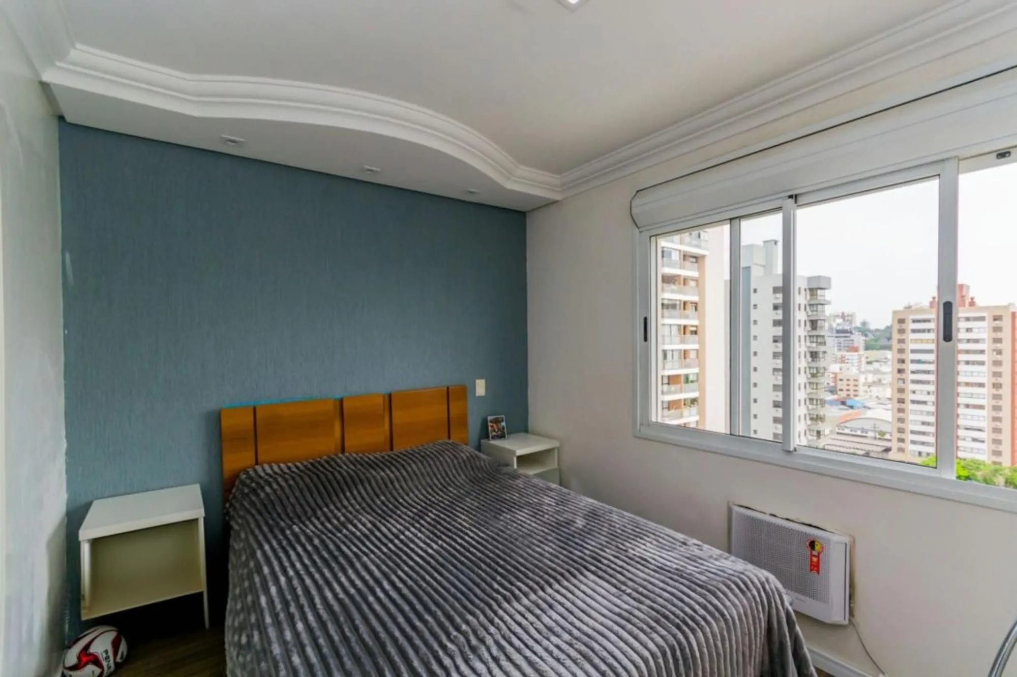 Imagem Apartamento de 3 dormitórios à venda em Passo D'areia, Porto Alegre.