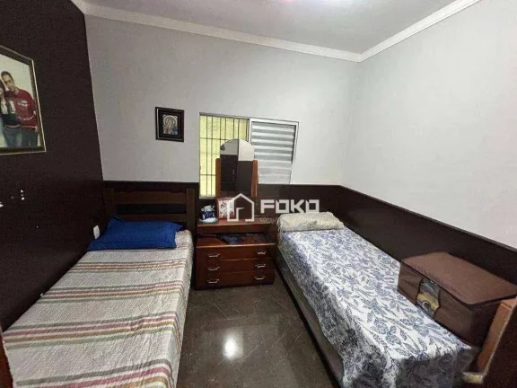 Imagem Sobrado com 3 dormitórios à venda, 180 m² por R$ 660.000,00 - Jardim Almeida Prado - Guarulhos/SP