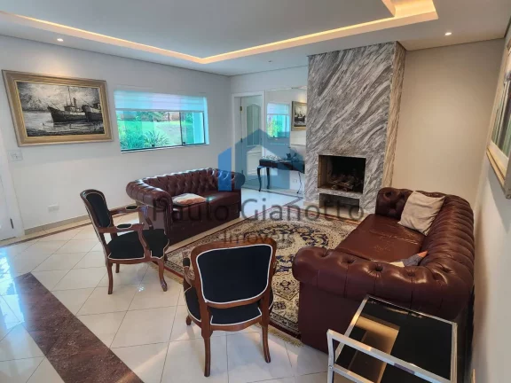 Imagem Casa c/ cinema, beach tennis, sauna, piscina e porteira fechada!