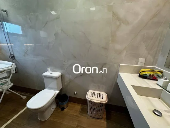 Imagem Casa com 3 dormitórios à venda, 213 m² por R$ 1.690.000,00 - Condomínio Parque dos Cisnes - Goiânia/GO