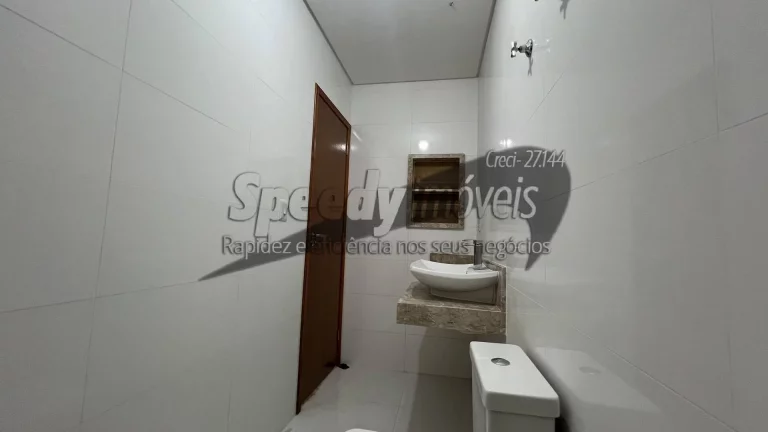 Imagem Casa em Santos para venda, Sobreposta bairro Embaré.