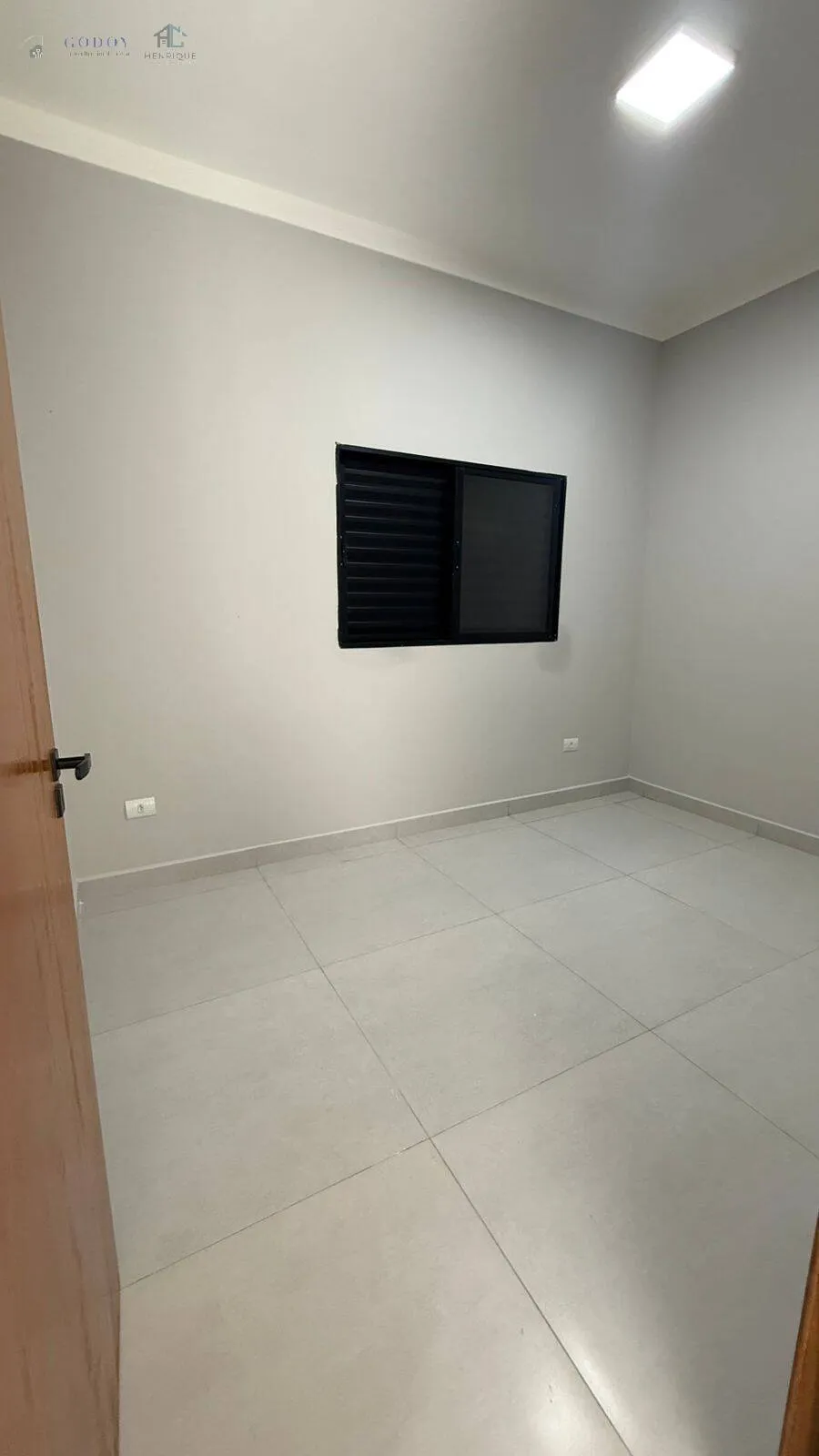 Imagem Casa moderna e bem distribuída, ideal p quem busca conforto e funcionalidad