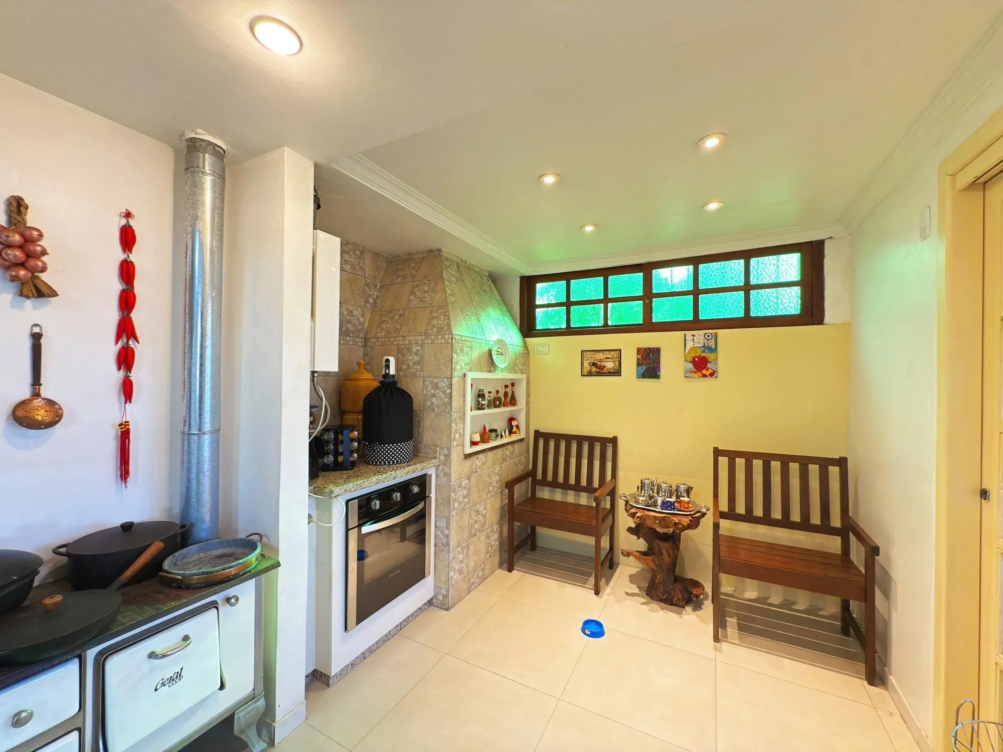 Imagem Casa em condomínio bairro Tristeza, com 185m² privativos.