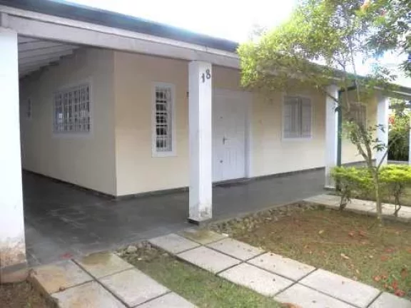 Imagem Casa com 04 dormitórios - Próximo a Prefeitura.