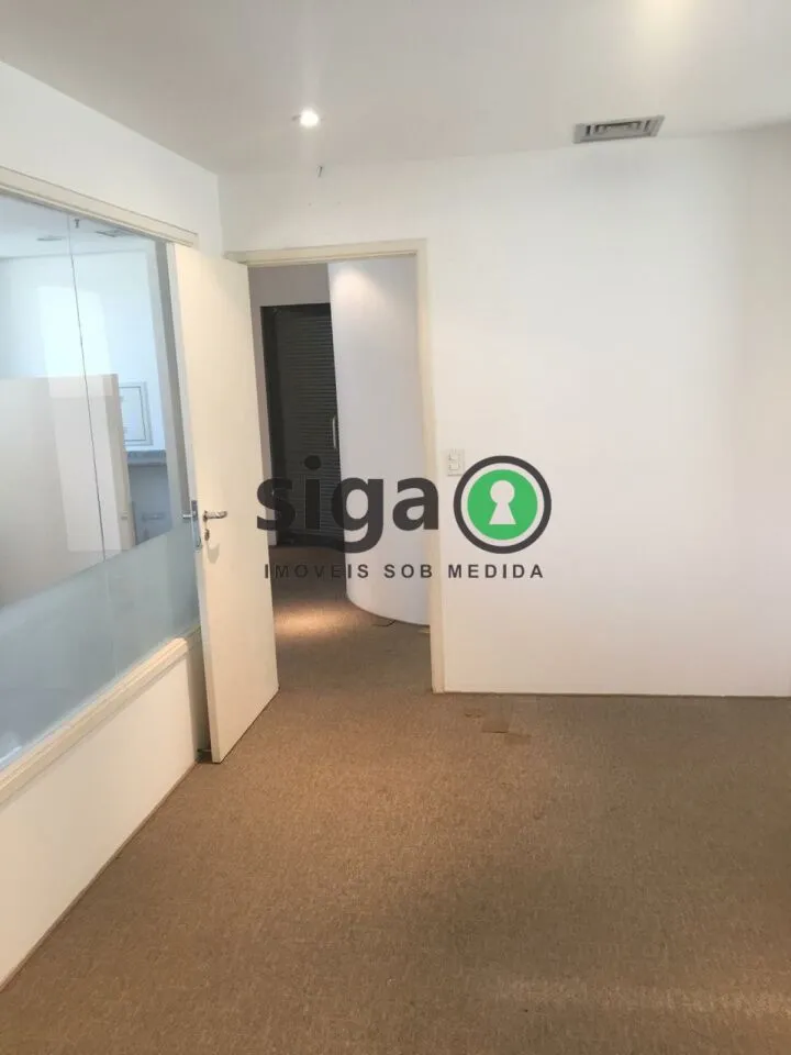 Imagem Conjunto Comercial à Venda Excelente Oportunidade para Investimento ou Instalação da Sua Empresa