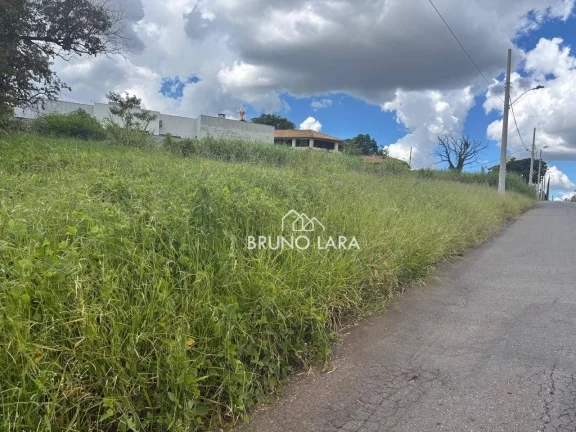 Imagem Terreno à venda no bairro Três Poderes - Igarapé/MG.
