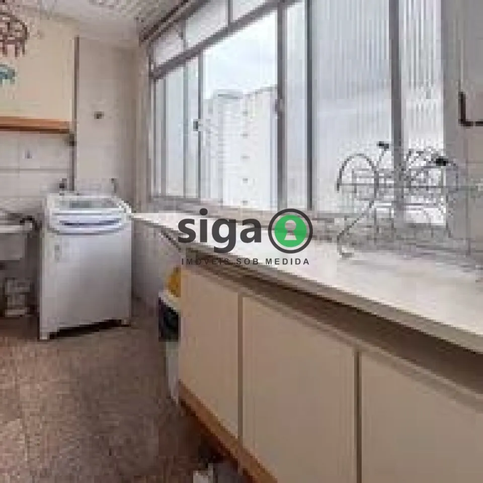 Imagem Apto para locação em Pinheiros com 165m², 4 quartos sendo 1 suíte, Mobiliado