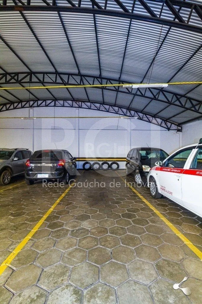 Imagem #Apartamento de 3 dormitórios com vaga de garagem no bairro Cidade Baixa.