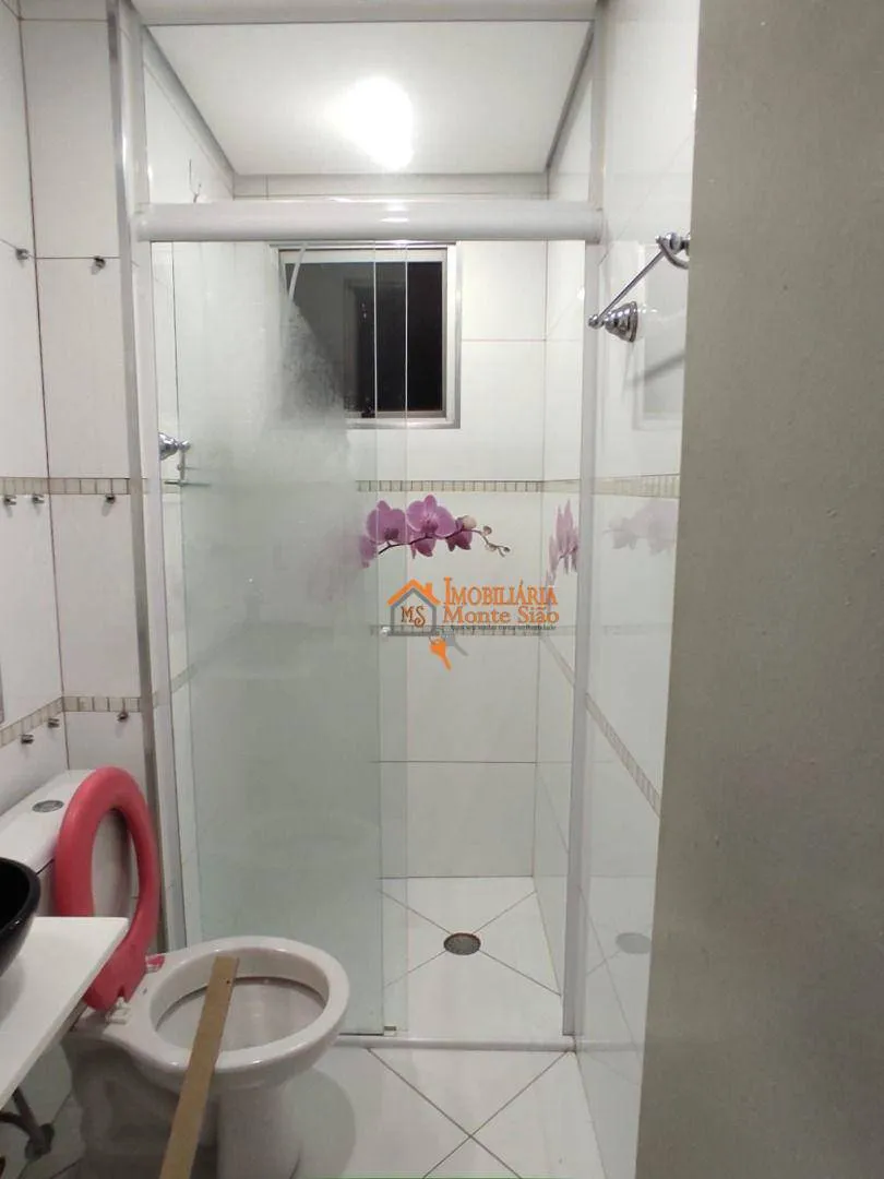 Imagem Apartamento com 2 dormitórios à venda, 44 m² por R$ 220.000,00 - Água Chata - Guarulhos/SP