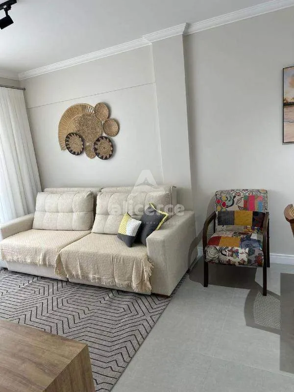 Imagem Oportunidade 3 dorm. com suíte na Praia da Cachoeira do Bom Jesus - Florianópolis/SC!