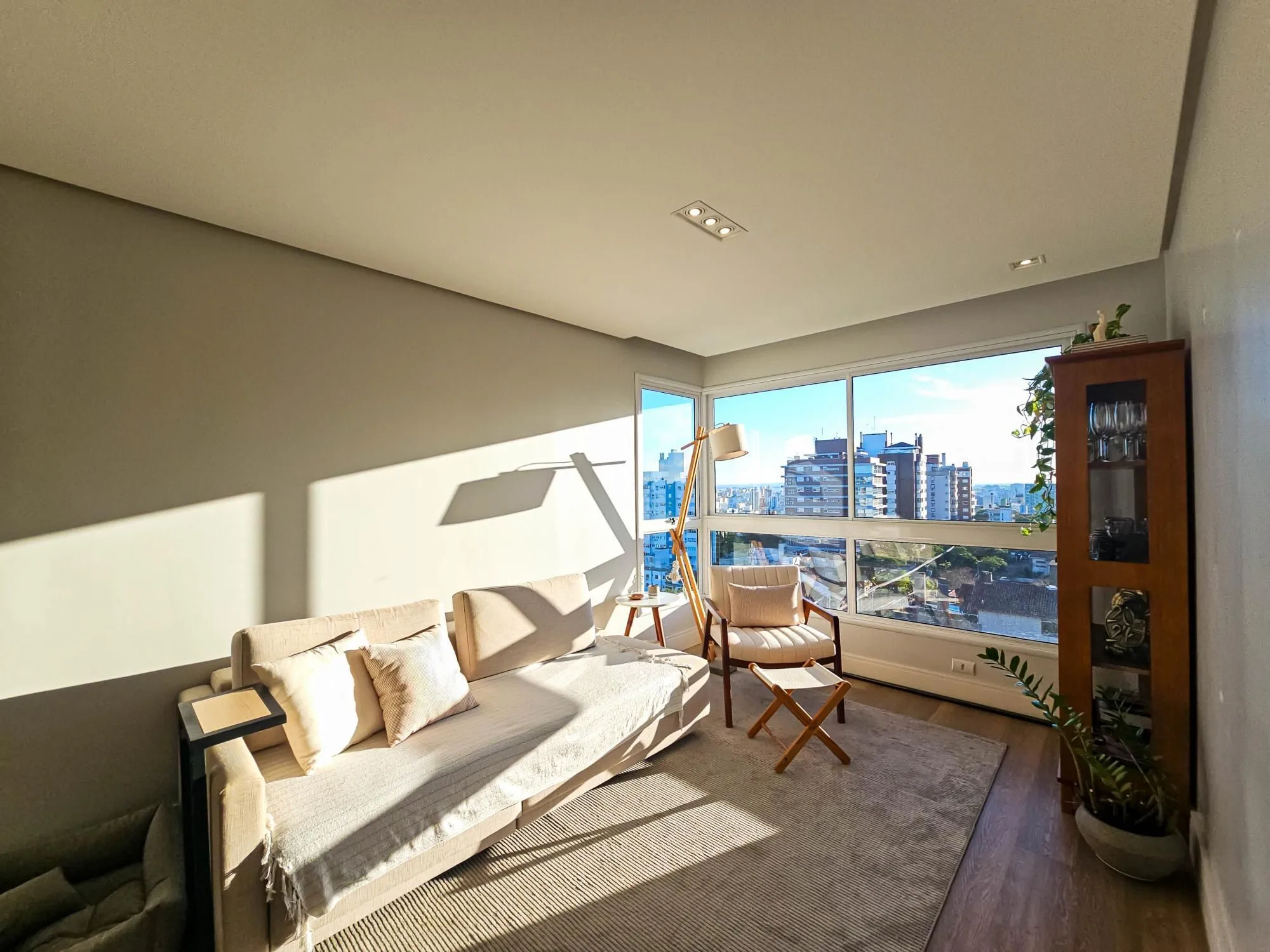 Imagem Apartamento Impecável no Petrópolis - 2 D (1 Suíte)