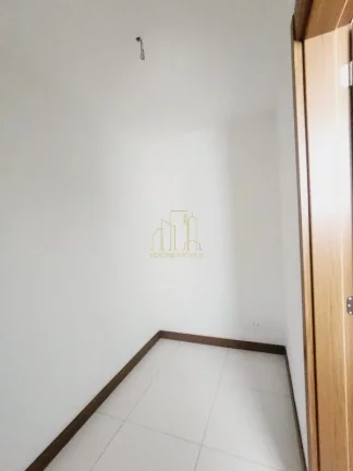 Imagem Lindo apartamento de alto padrão com três suítes gabinete varanda a venda no Horto Florestal