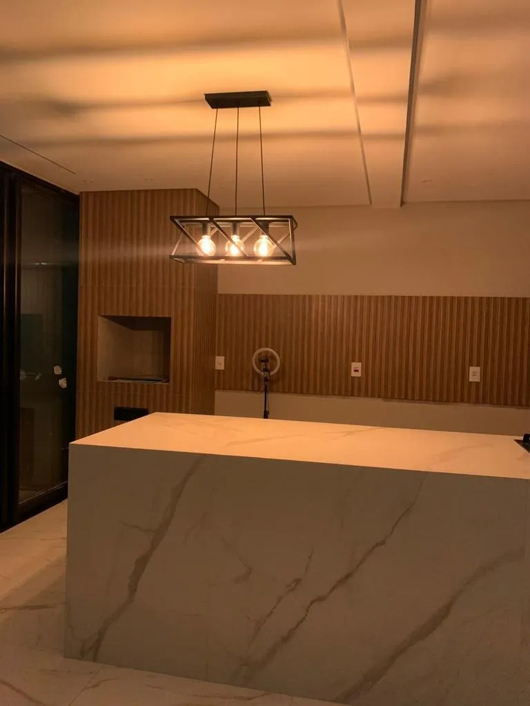 Imagem Excelente Casa no Condomínio Horto Florestal.