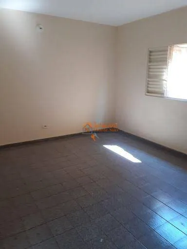 Imagem Sobrado com 7 dormitórios à venda, 300 m² por R$ 480.000,00 - Vila Rio - Guarulhos/SP