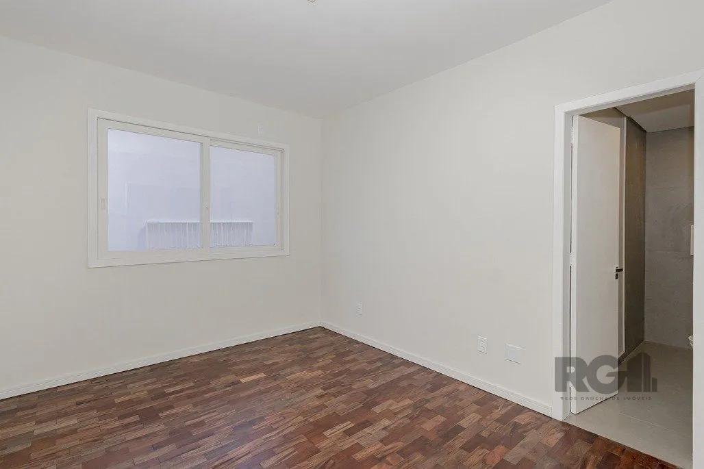 Imagem Apartamento totalmente reformado 2 dormitórios com 2 suítes, localizado no bairro Santana.