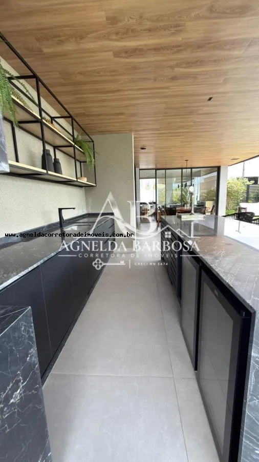 Imagem Casa para Venda em Parnamirim, Pium (Distrito Litoral), 4 dormitórios, 4 suítes, 5 banheiros, 4 vagas