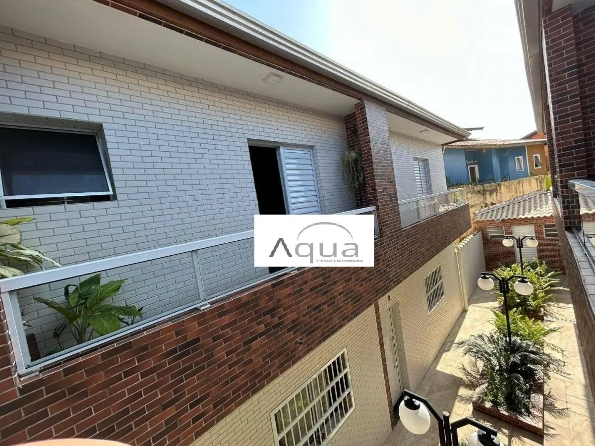 Imagem Casa para Venda em Mongaguá, Plataforma, 2 dormitórios, 2 suítes, 1 banheiro, 1 vaga