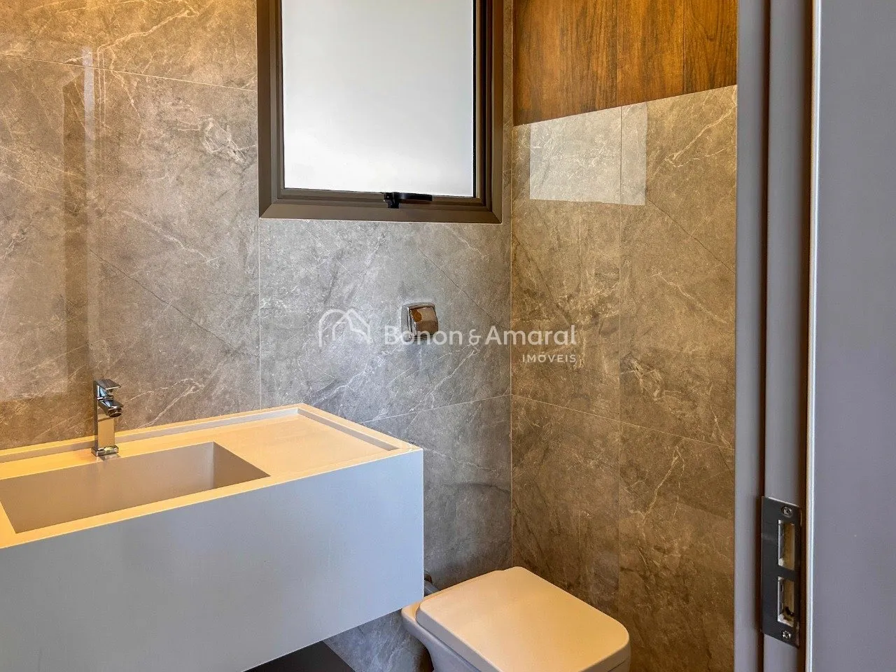 Imagem Casa com 4 suítes à venda no Condomínio Residencial Santorini - Paulínia/SP.