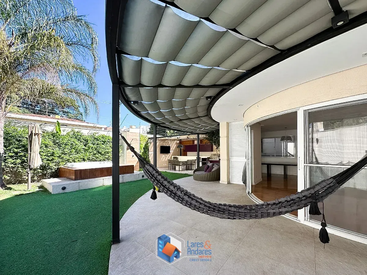 Imagem Casa no condomínio Quadra Real para venda com 3 quartos, sendo 3 suítes, 450m²